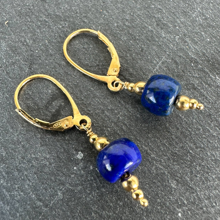 Ohrringe mit Lapislazuli